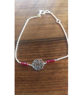 Bracelet petite arabesque et perles bordeaux