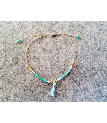 Bracelet petites perles vertes-fleur